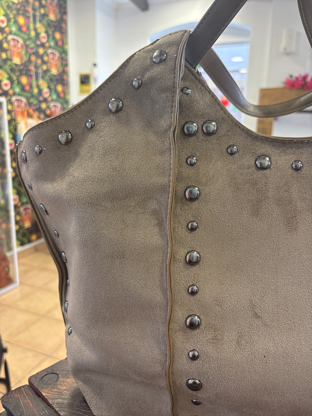 Bolso tachuelas