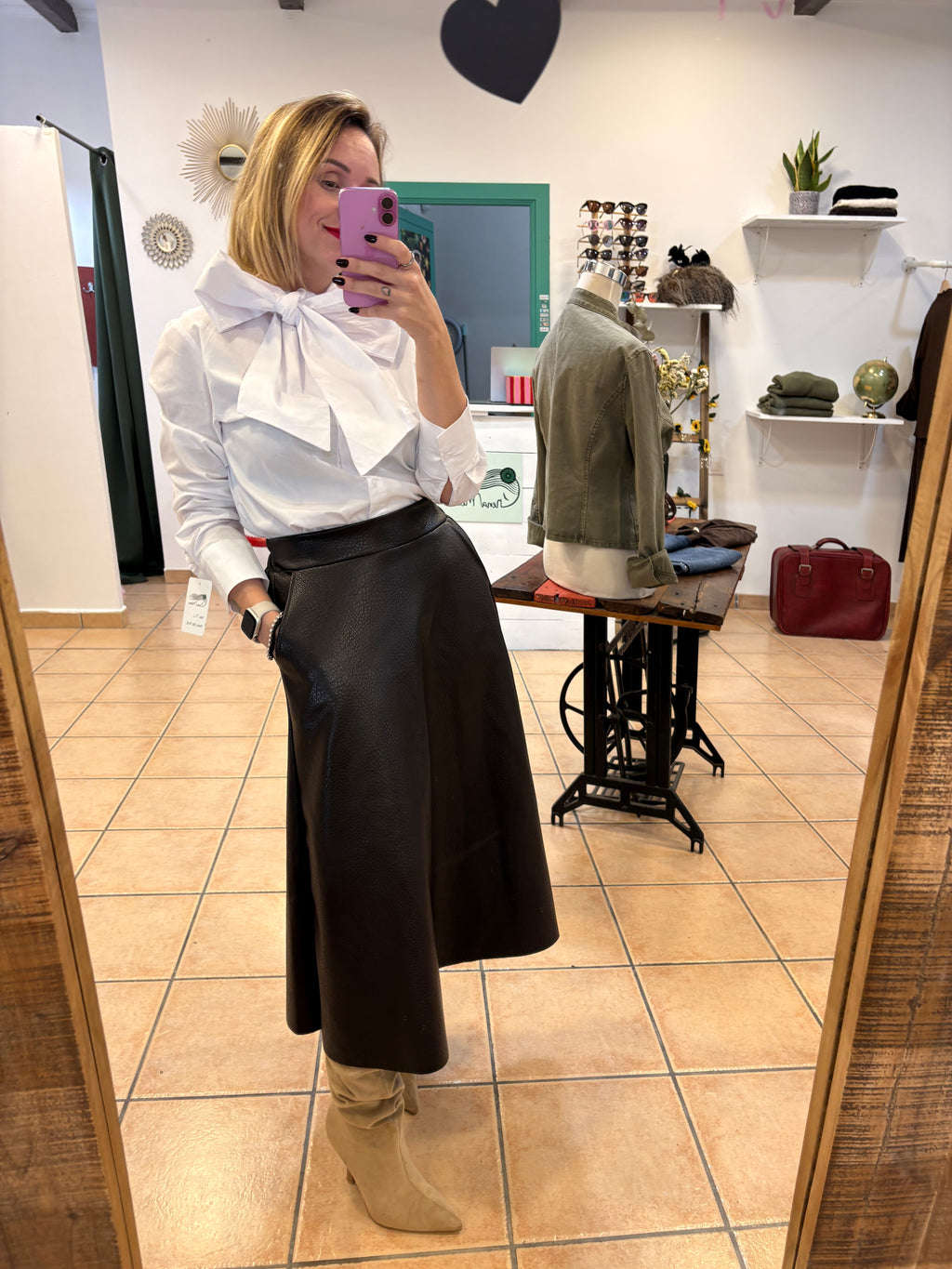 Falda midi polipiel