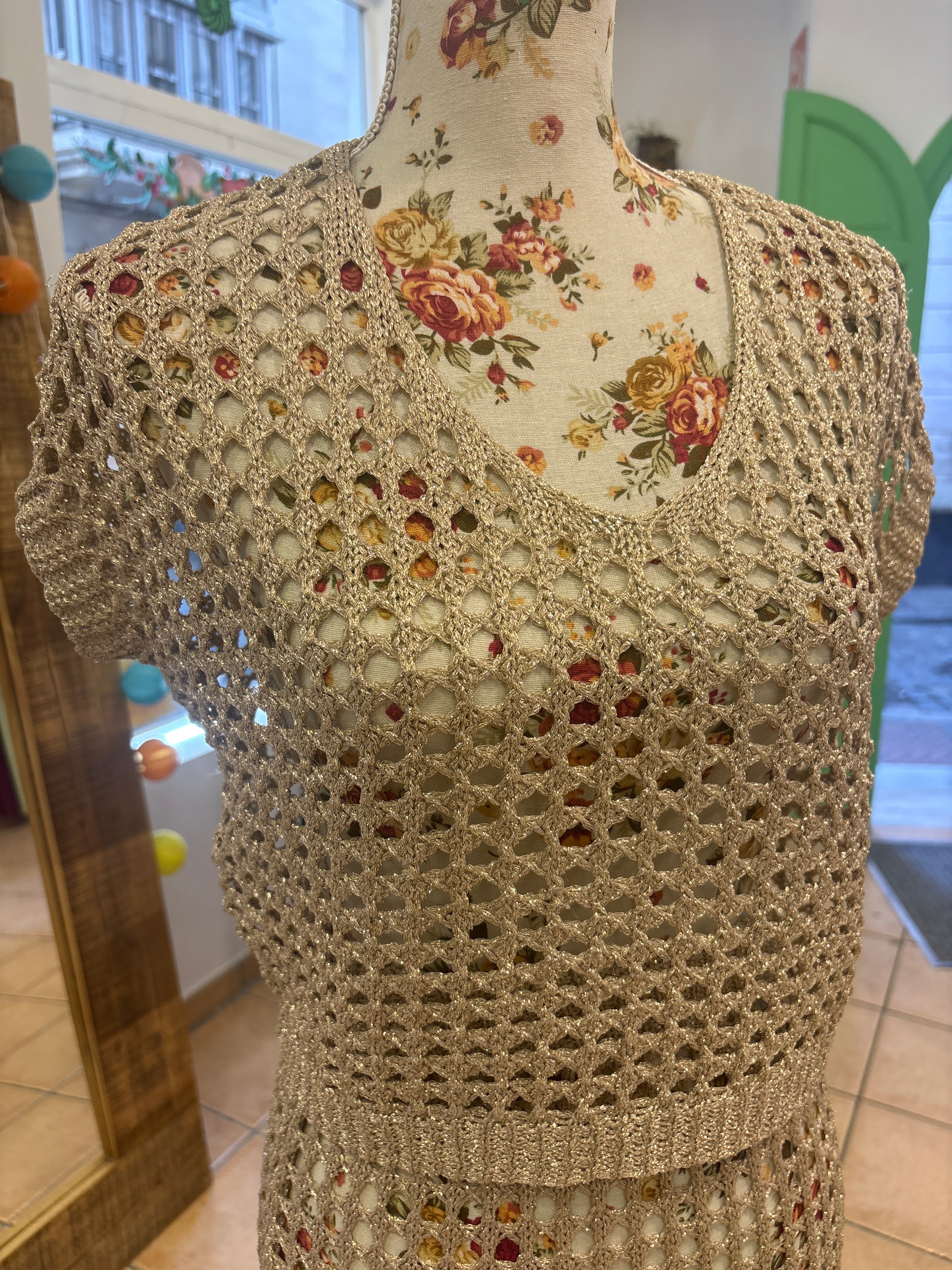 Conjunto de hilo dorado