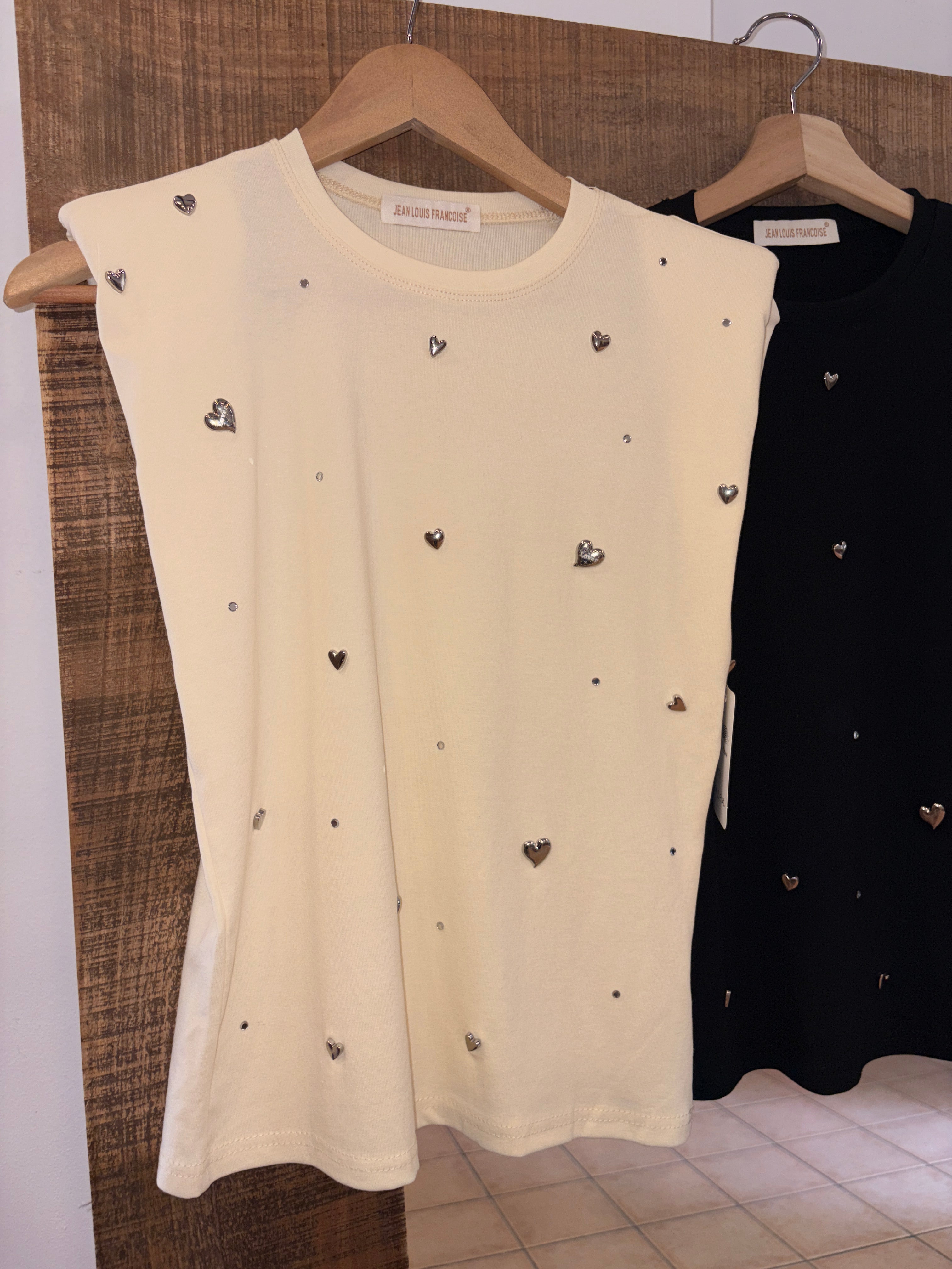 Camiseta cora