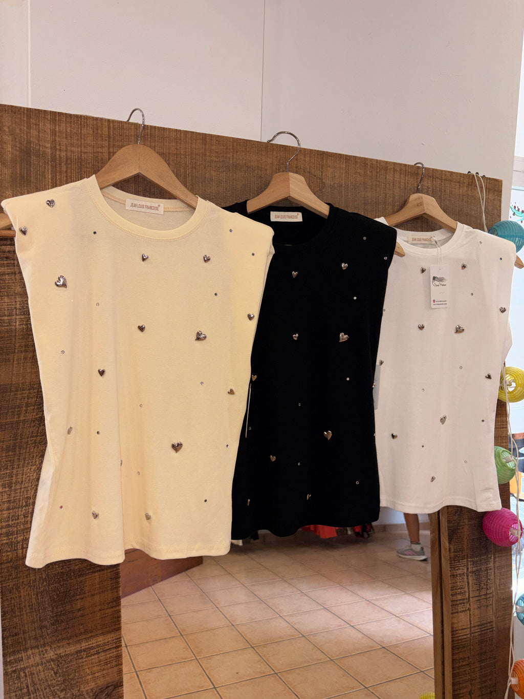 Camiseta cora