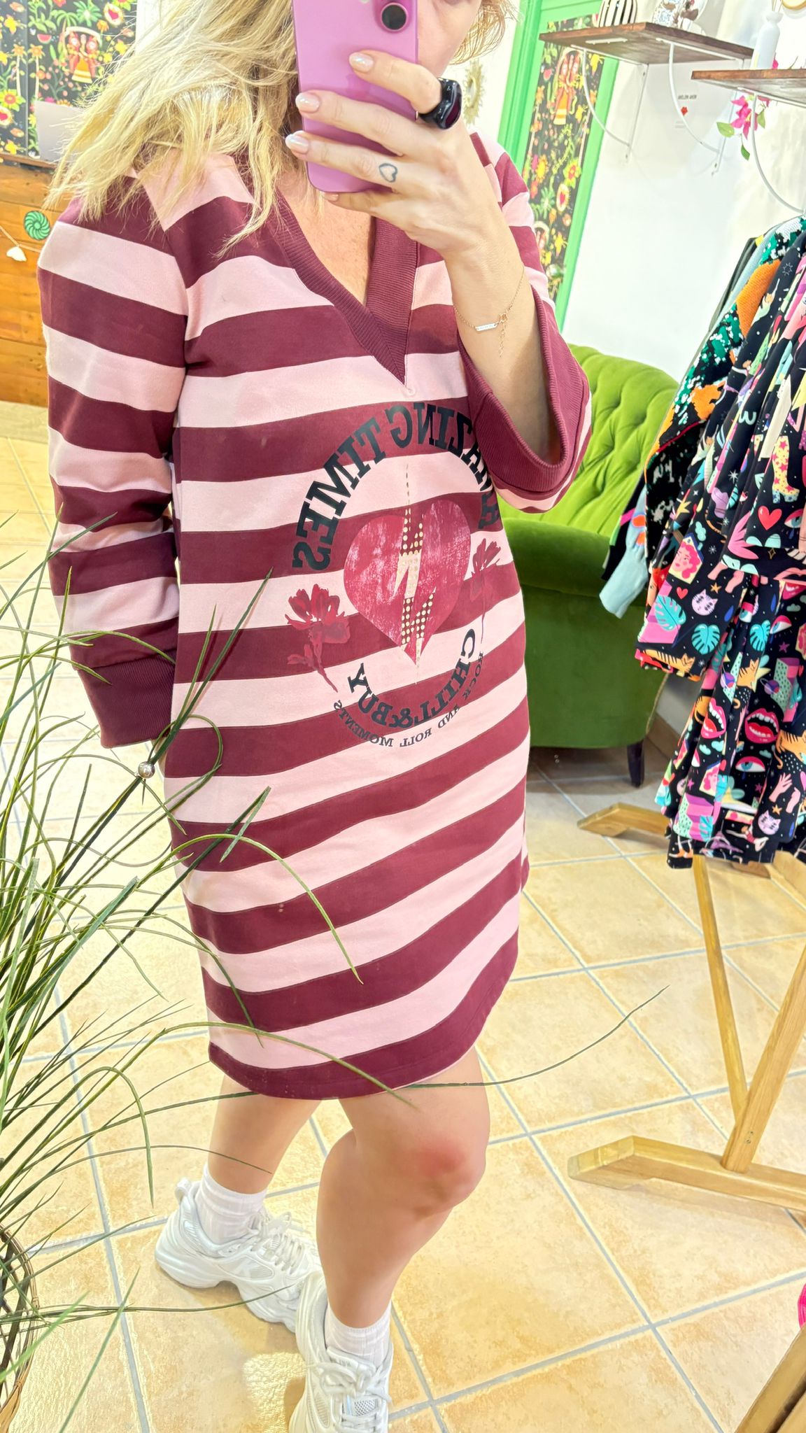 Vestido sudadera corto