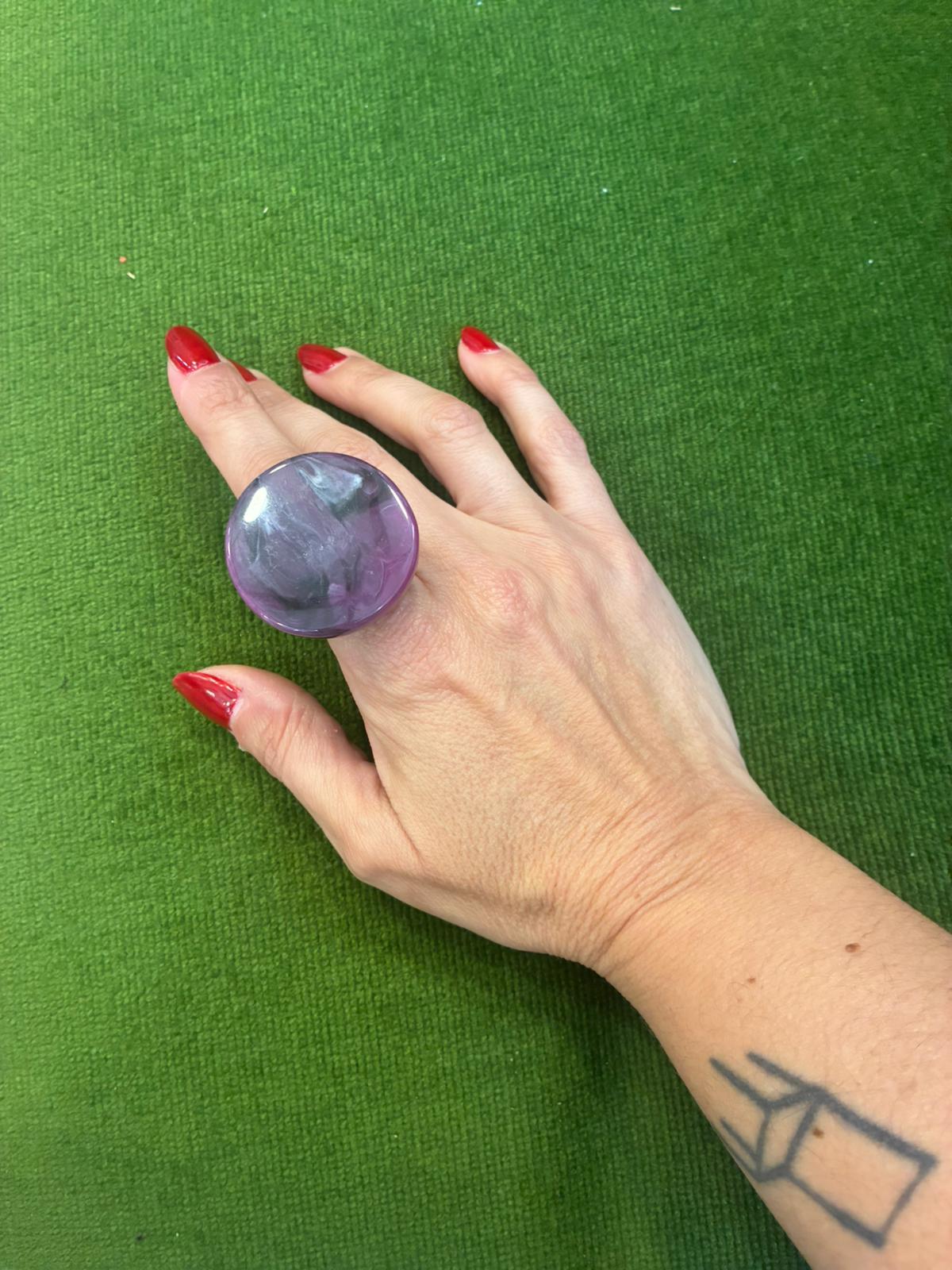 Anillo resina grande