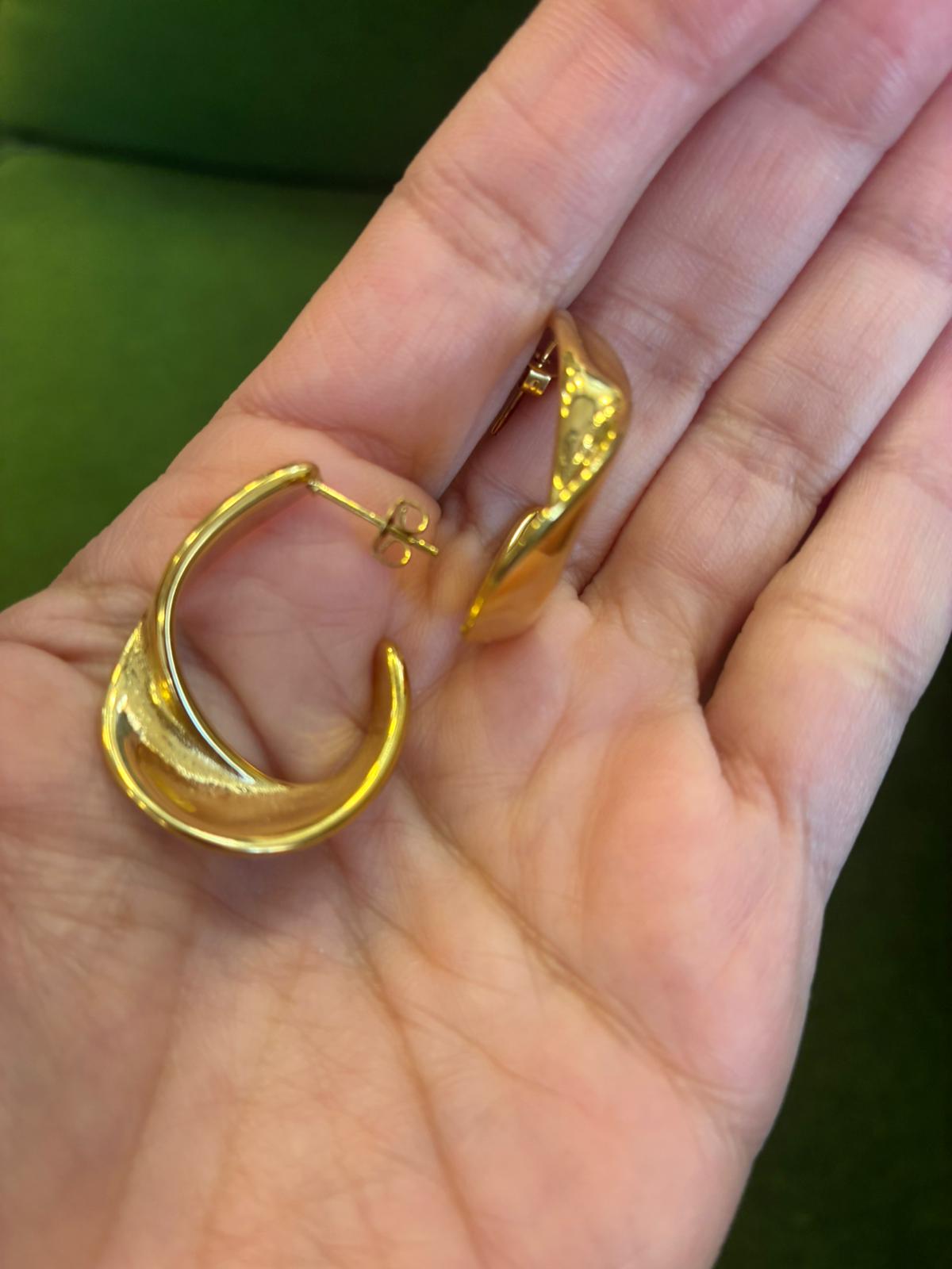 Aros en color dorado