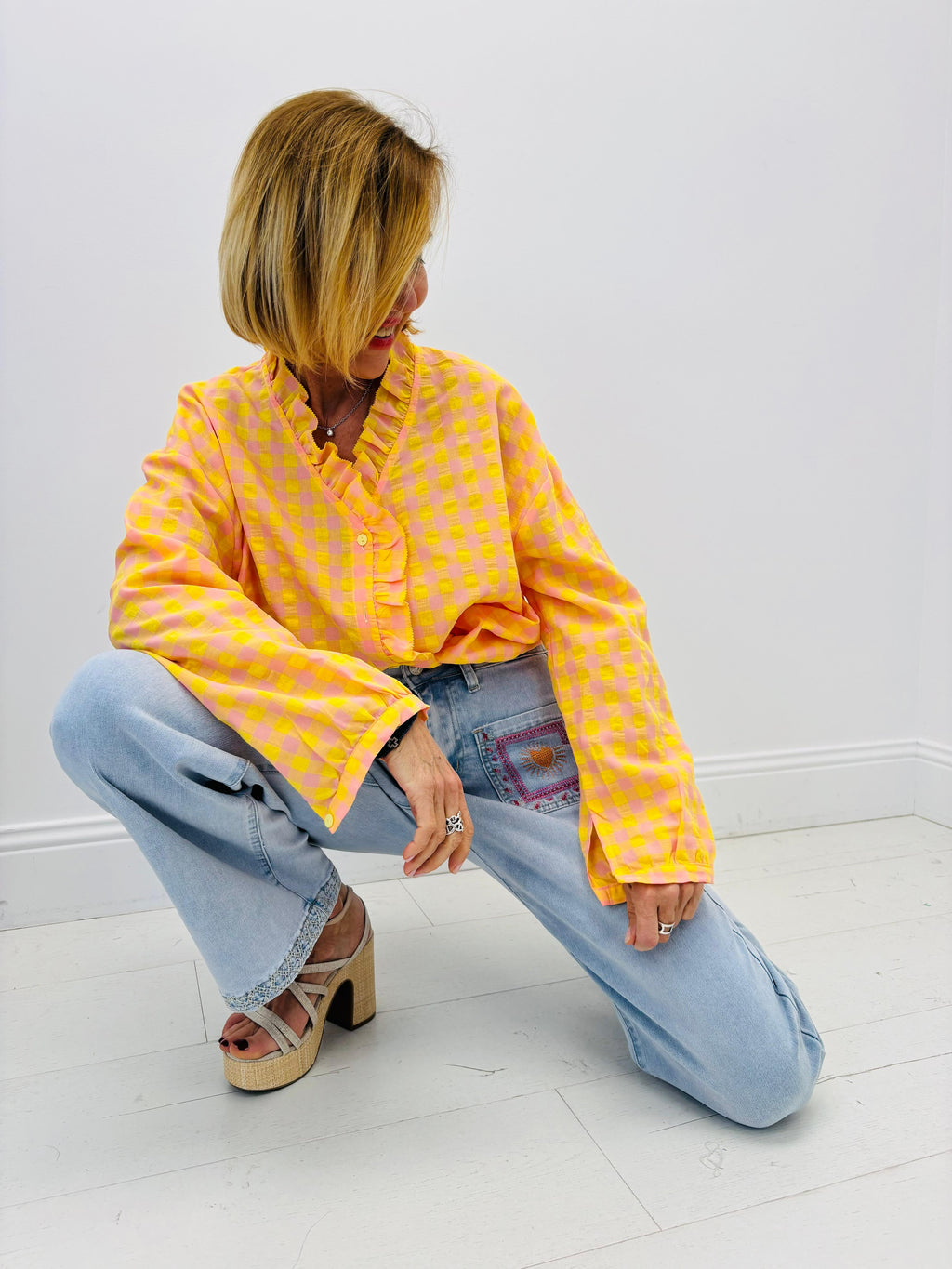 Camisa Queen Primavera — Tejido Fino con Ribete