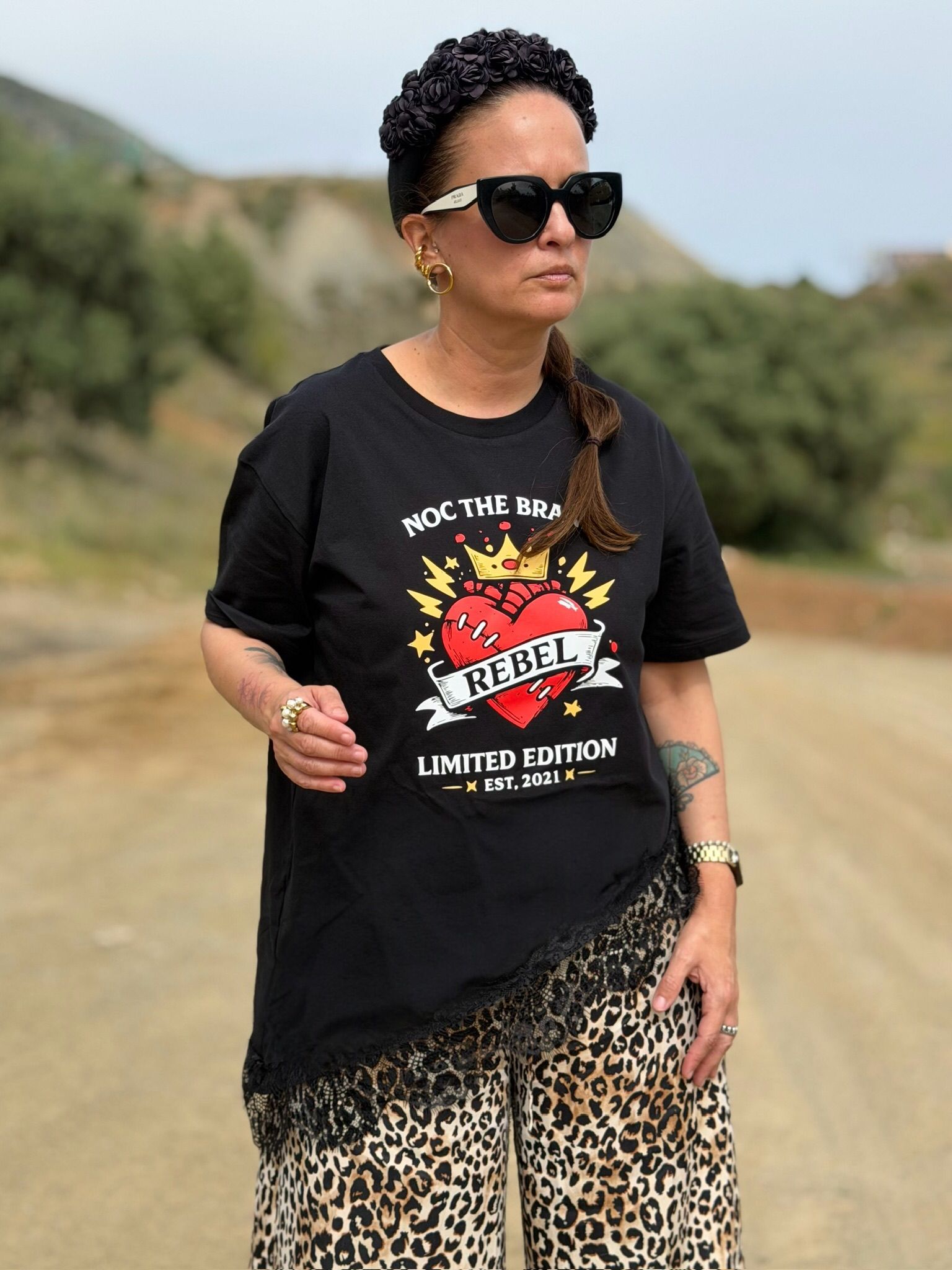 Camiseta REBEL