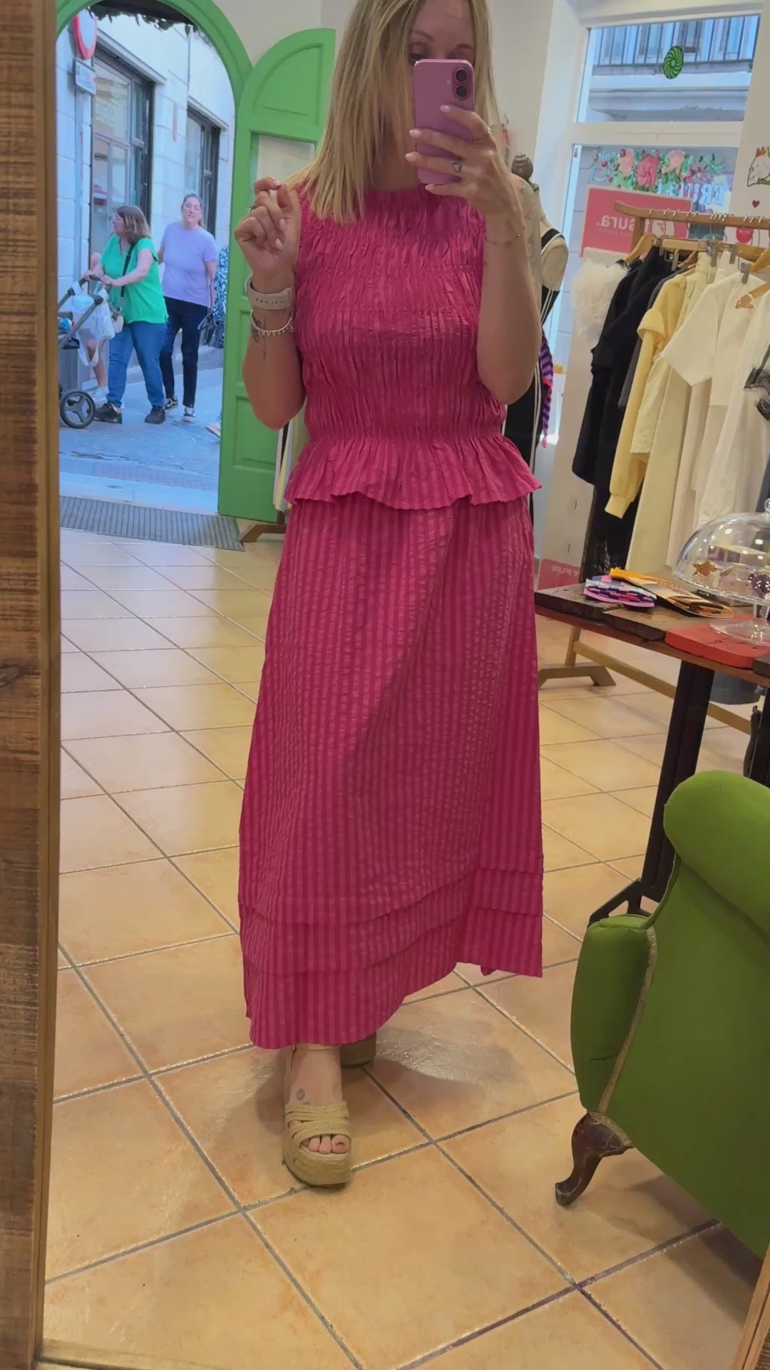 Conjunto Mónica — Top y Falda Midi
